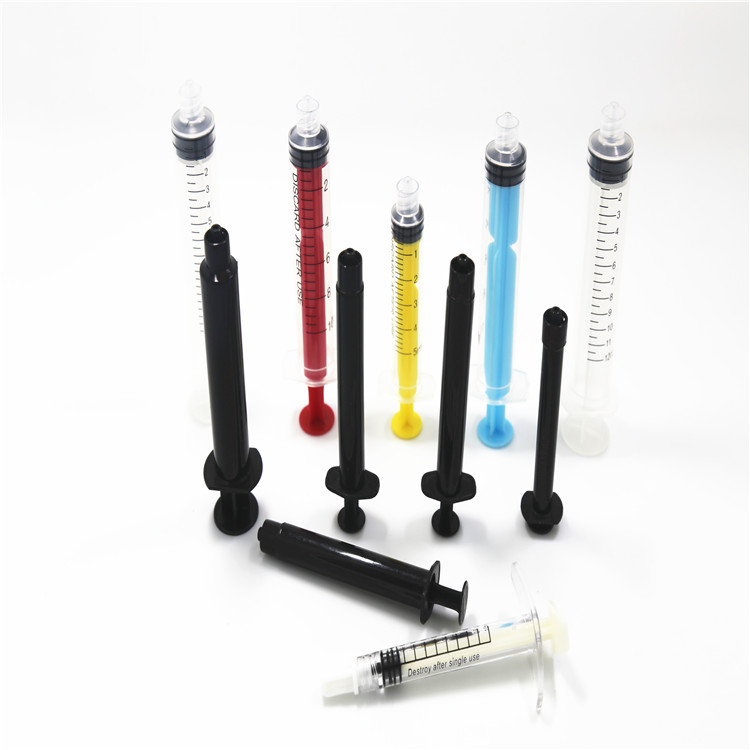 Dental color syringe